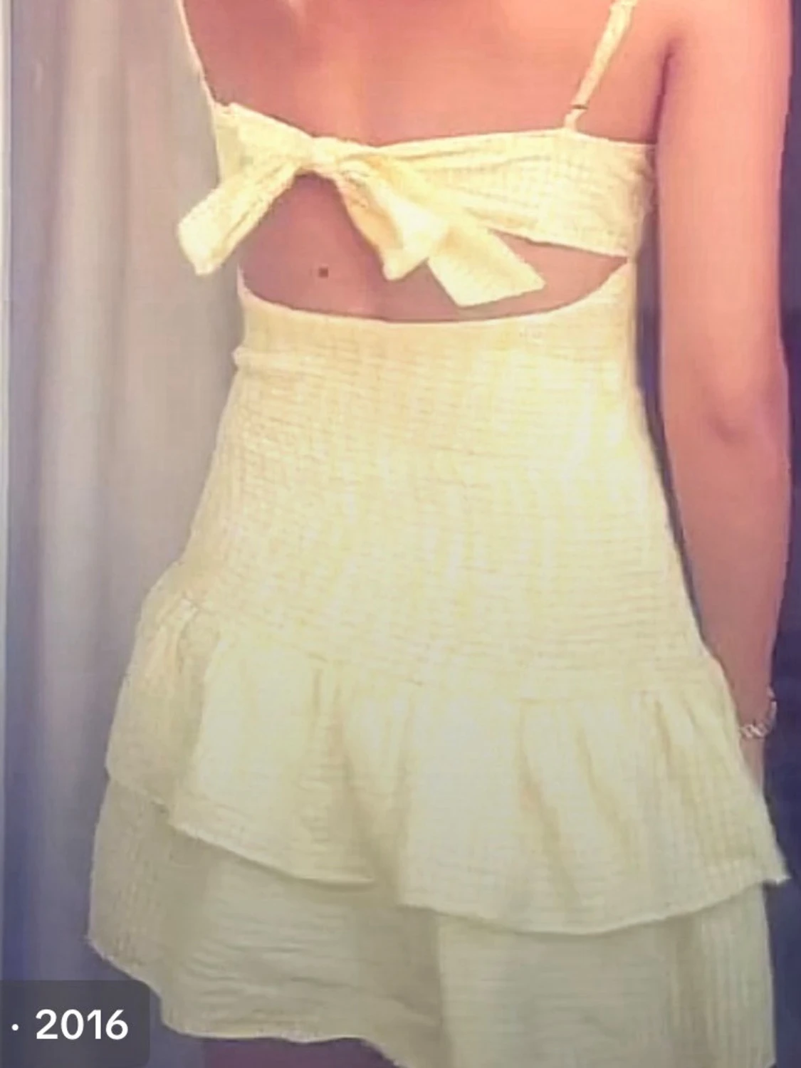 Zara Gul kortklänning med volang och rosett - 1