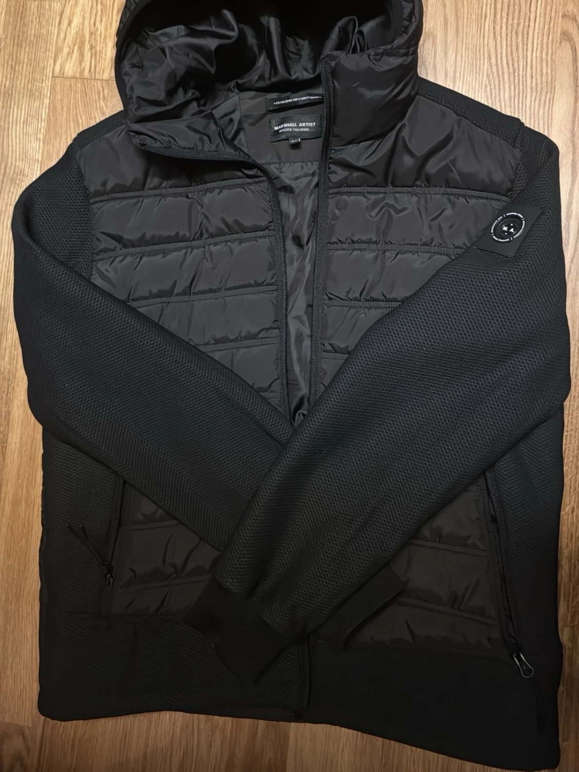 Svart jacka från Marshall Artist