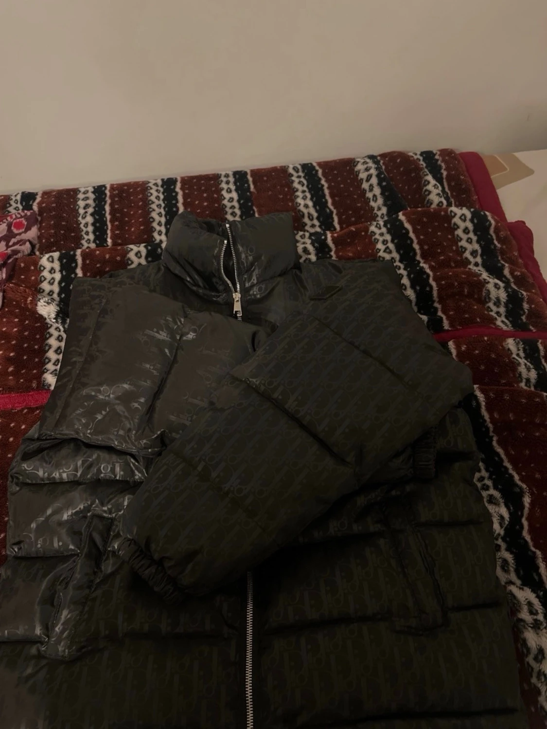 Svart pufferjacka från Dior - 2