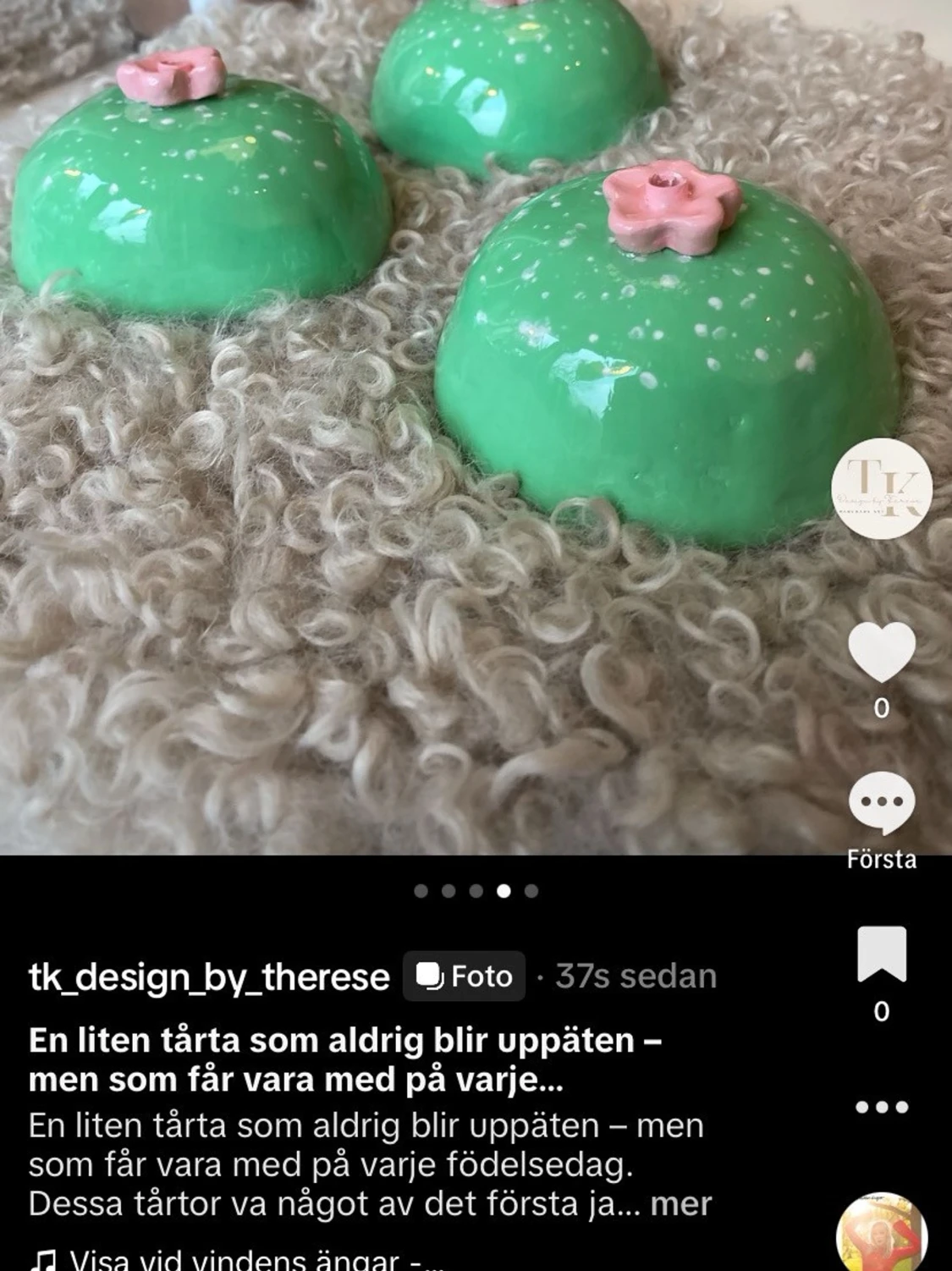 En liten tårta som aldrig blir uppäten – men som får vara med på varje födelsedag.  - 3