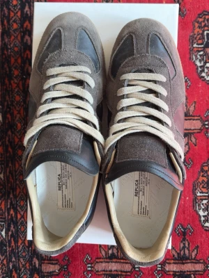 Maison Margiela gats  sneakers grå -  Sjukt rare cl, fint skick och rimligt pris 