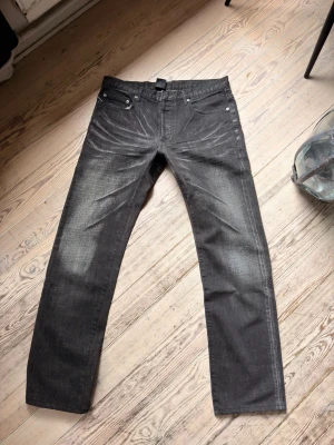 Dior jeans - (Längd altered) Hedi 03 japan clawmarks, size 48 (30/31 midja)  vid mer frågor dma mig! 