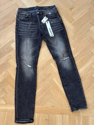 Purple brand jeans - Kommer ej med back tag⚠️ jättebra kvalite använda ett fåtal gånger.