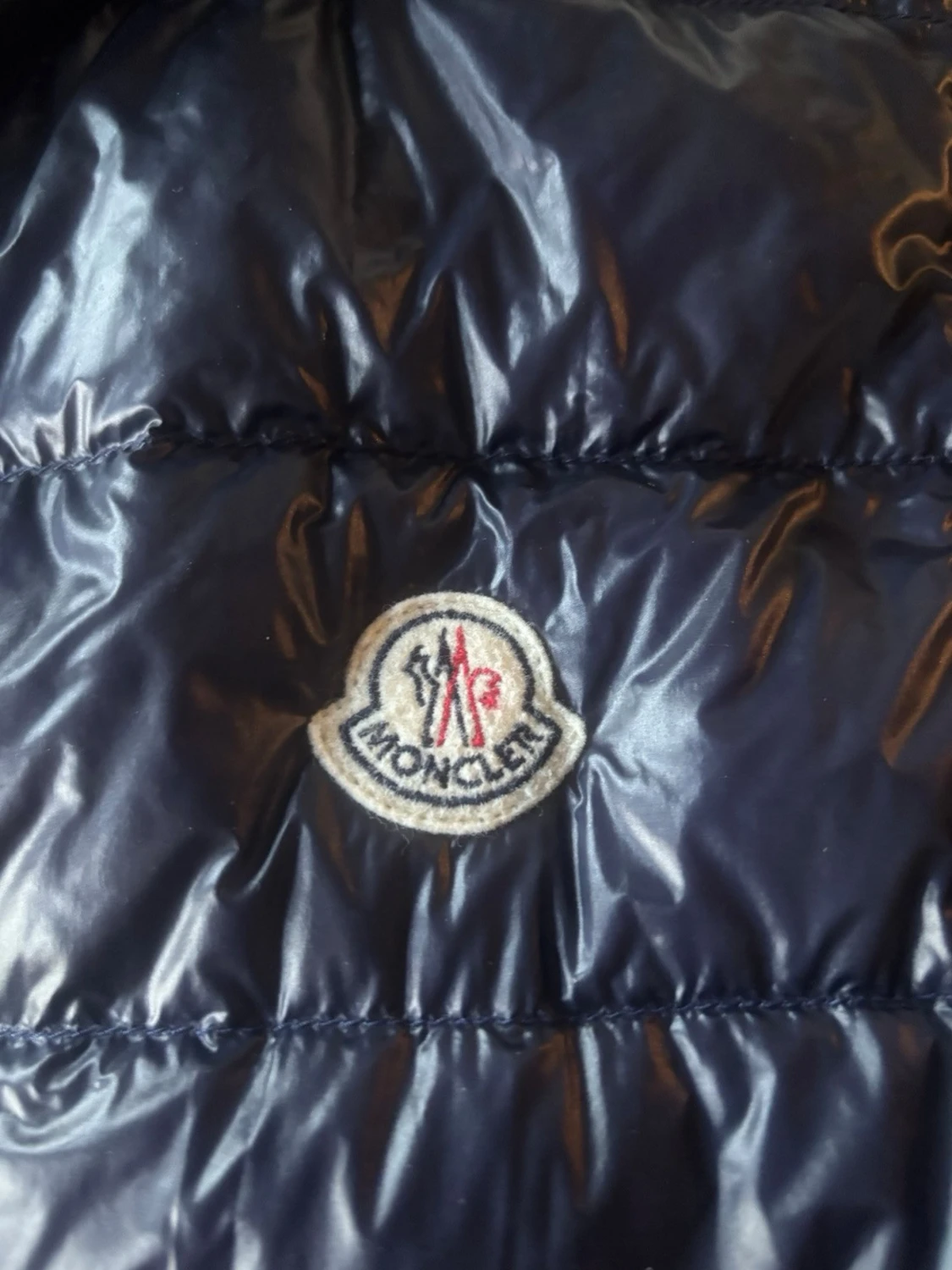 Mörkblå dunväst från Moncler - 1