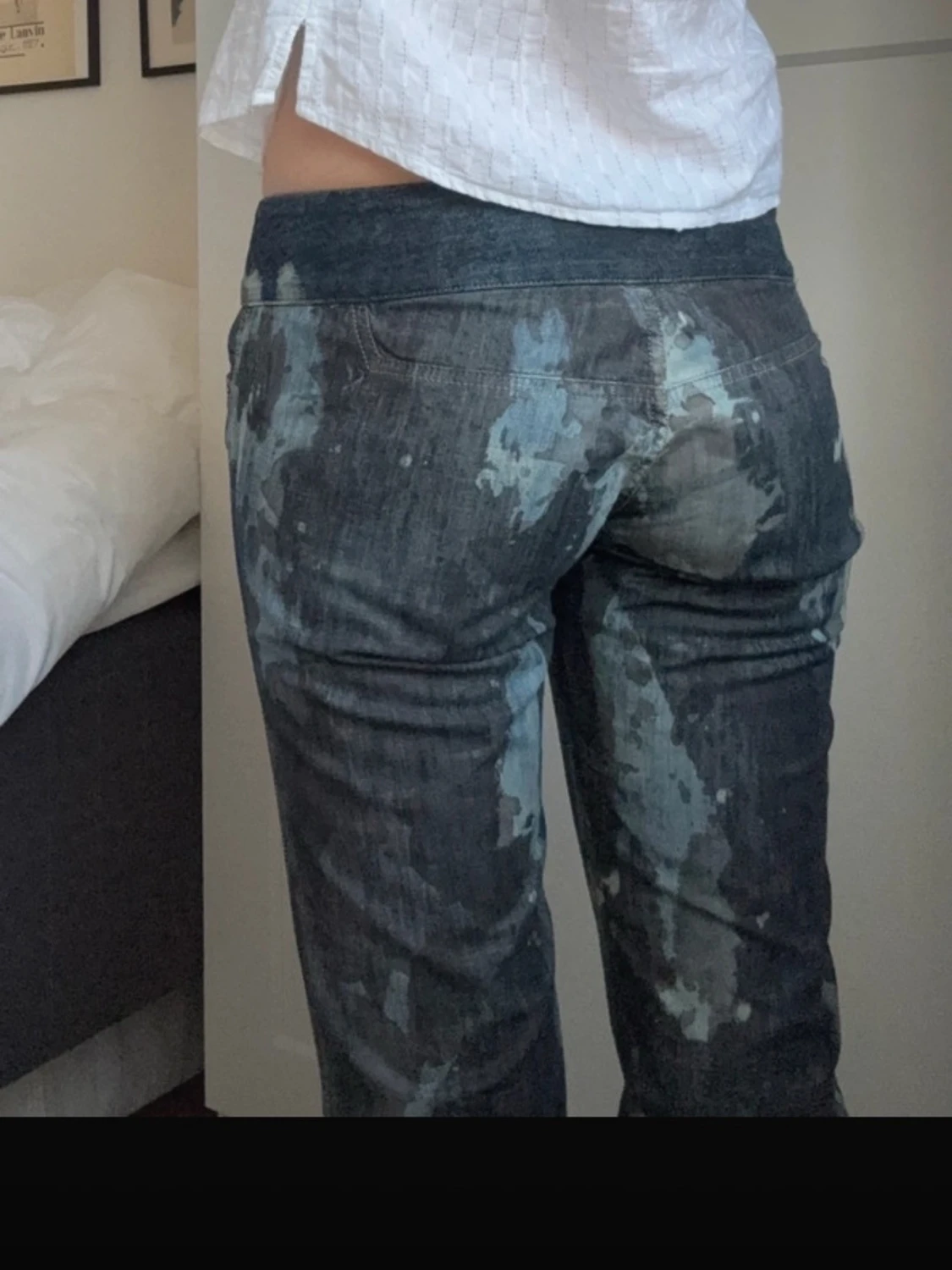 Gråa bootcut jeans med bleach-effekt - 3