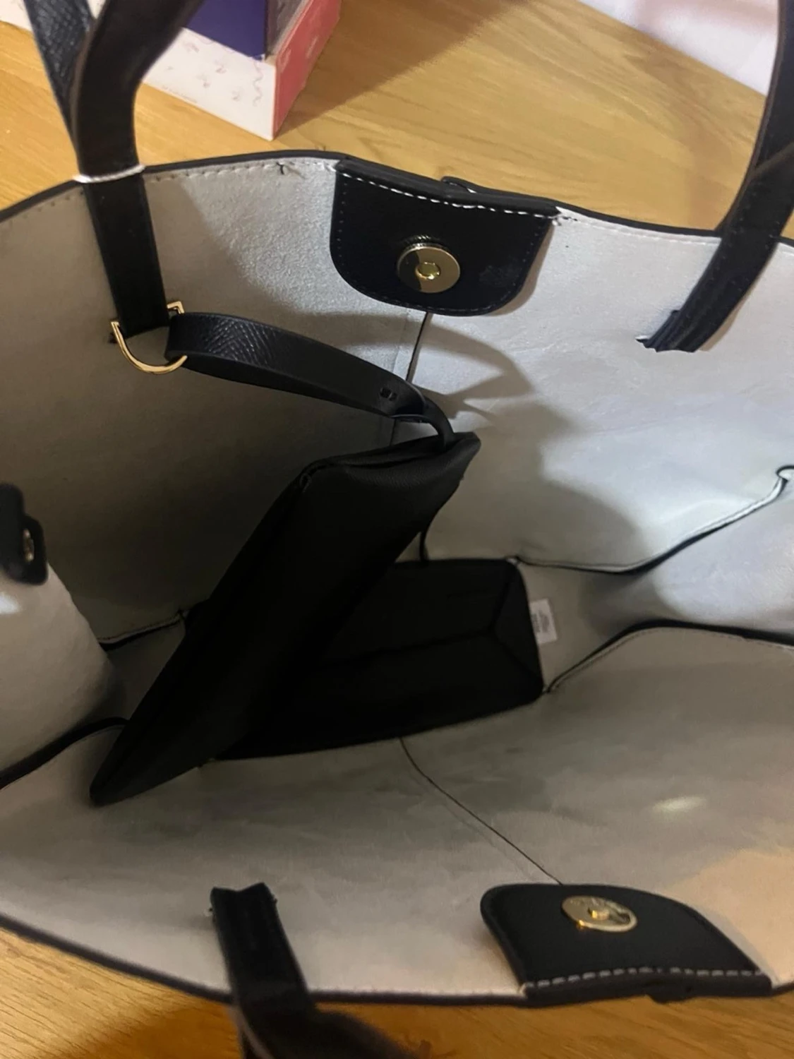 Svart shoppingväska från Polène - 5