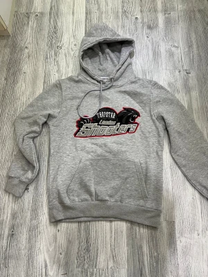Trapstar hoddie - Bra skick s men passar som m