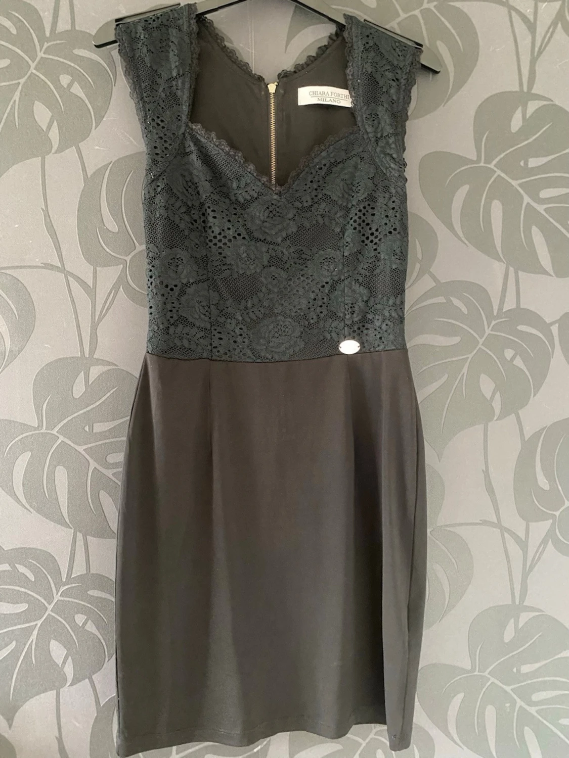 Svart spetsklänning från Chiara Forthi - 4