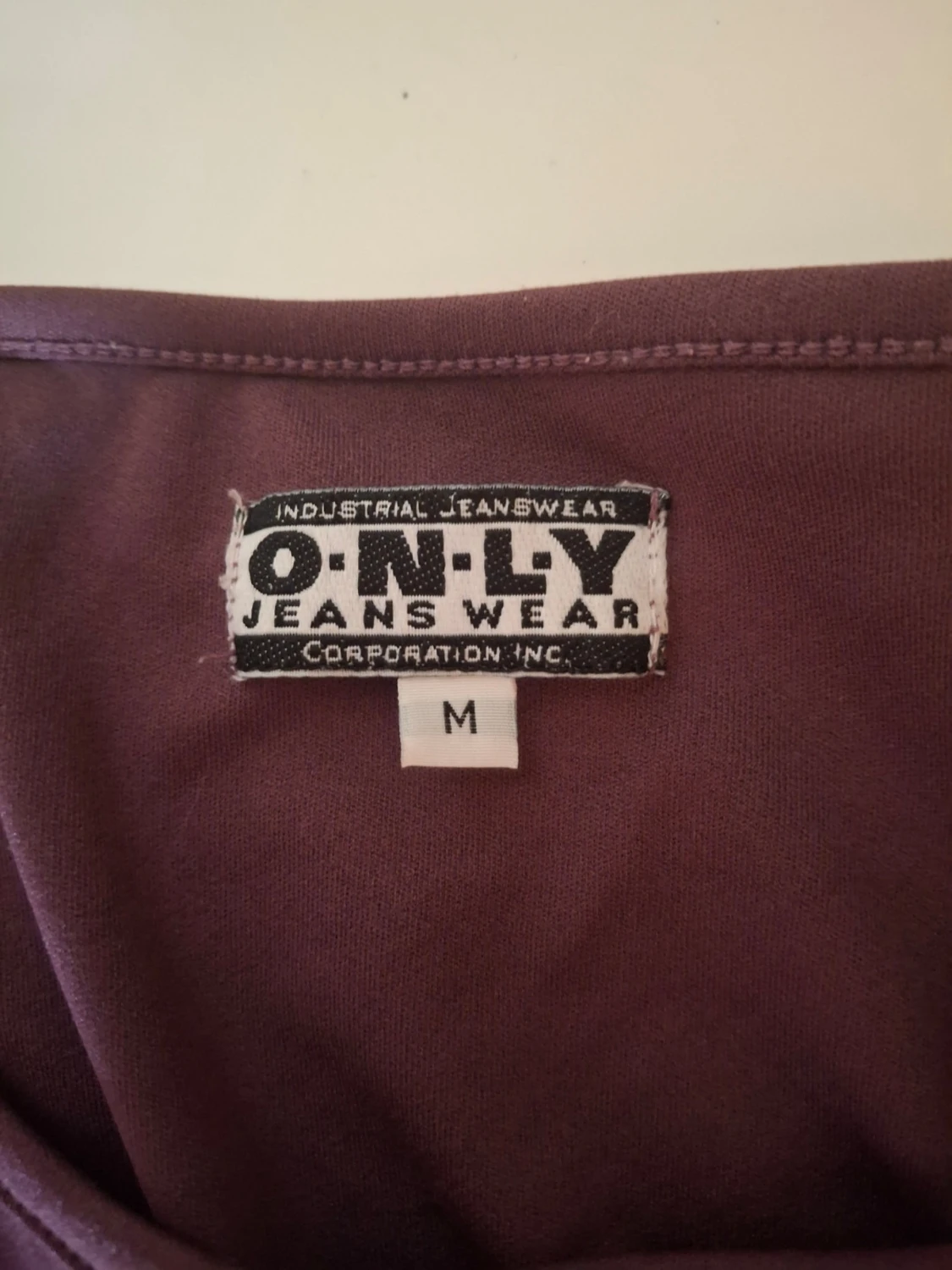 Lila långärmad topp från Only - 2