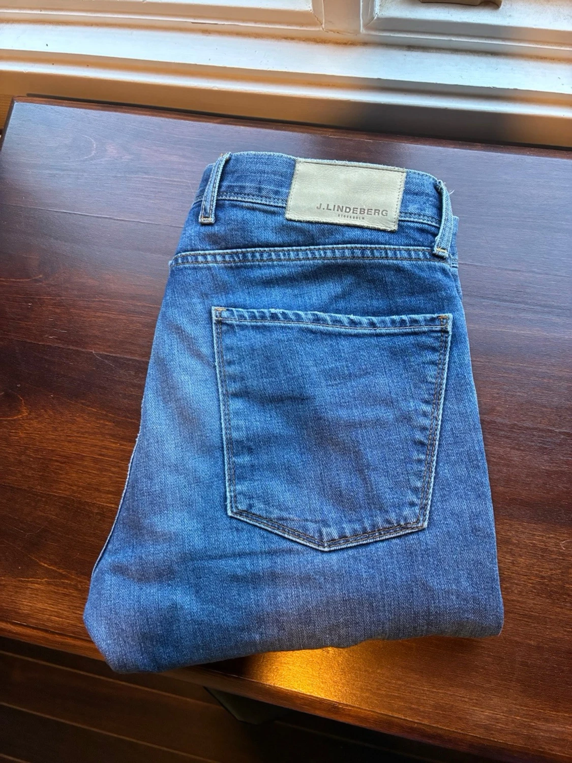 Blå jeans från J.Lindeberg