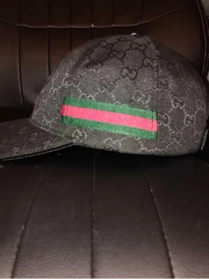 GG keps  - GG keps som inte kommer till användning längre är dock helt ny nästan 