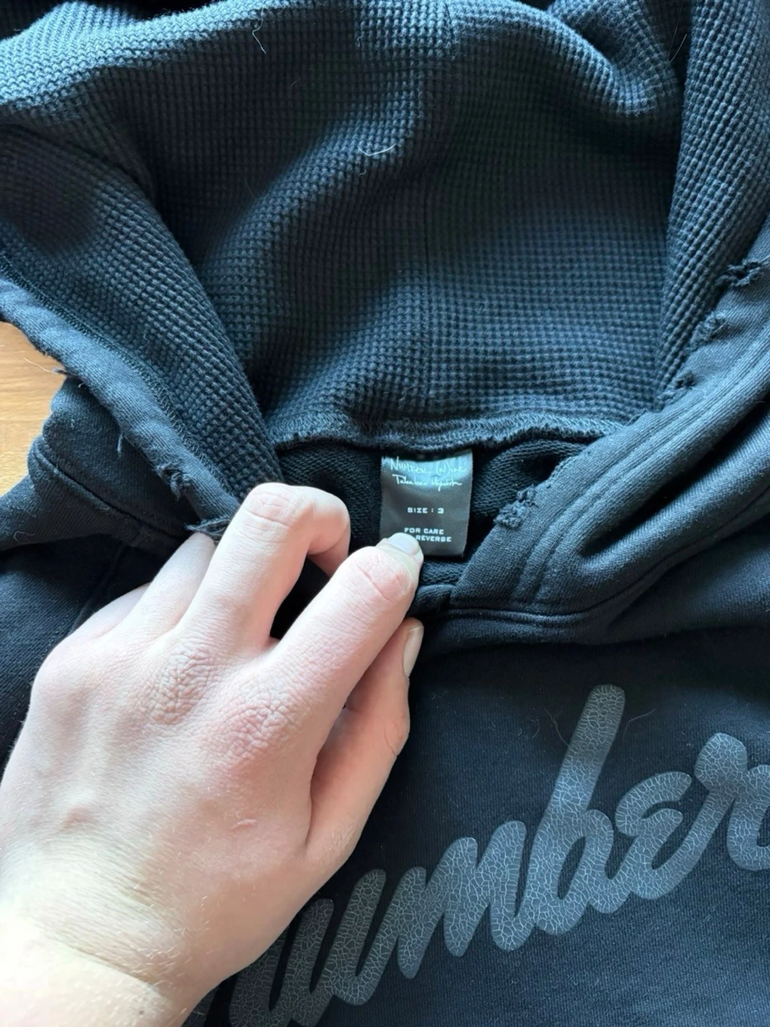 Svart hoodie från Number 9 - 5