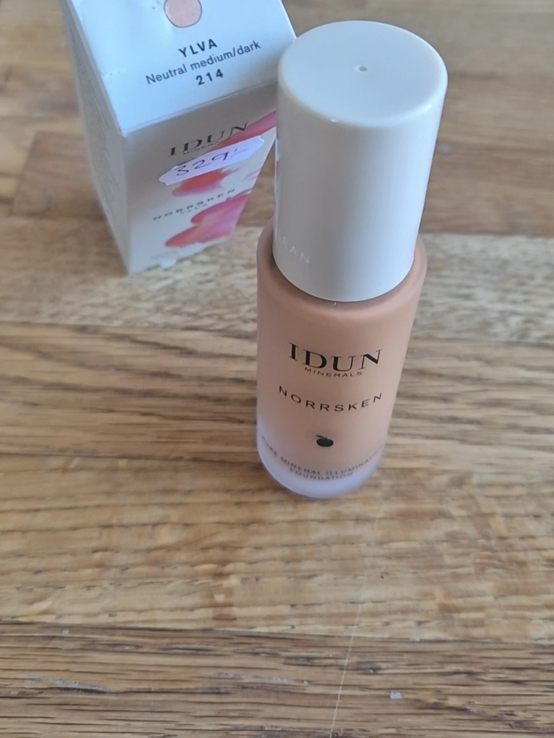 IDUN Minerals Northern Lights Floating Mineral Foundation Ylva - 3