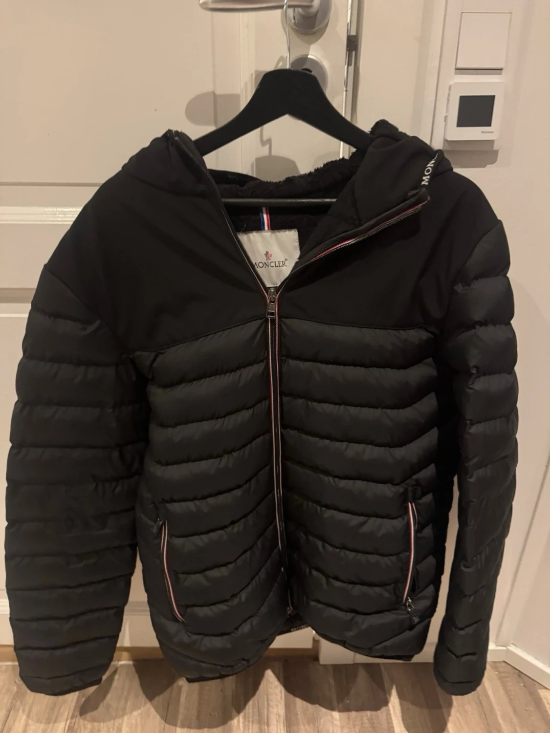 Moncler jacka - 1
