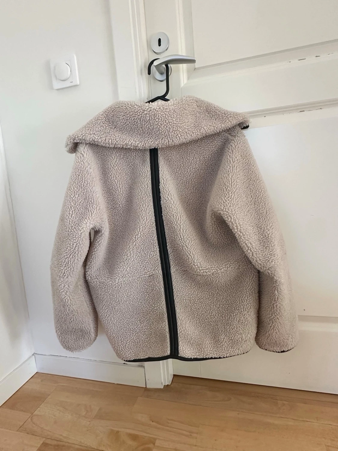 Arket Teddy jacka - 4