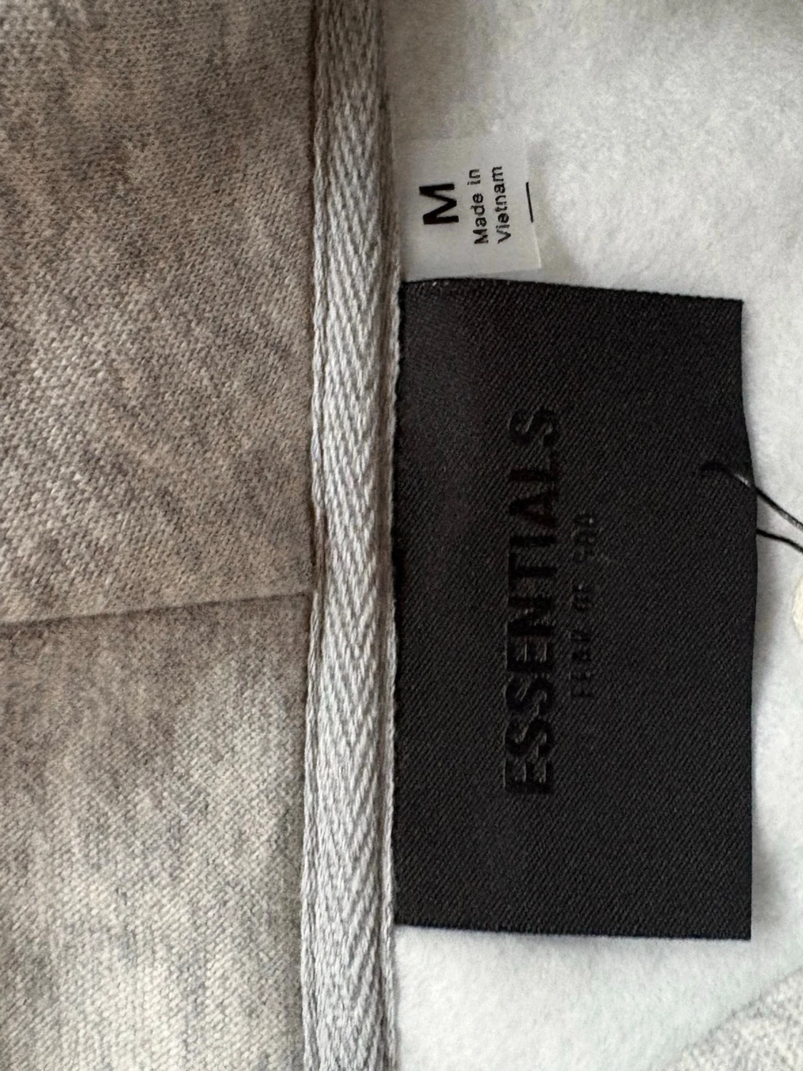 Grå Essentials Fear of God hoodie - 2