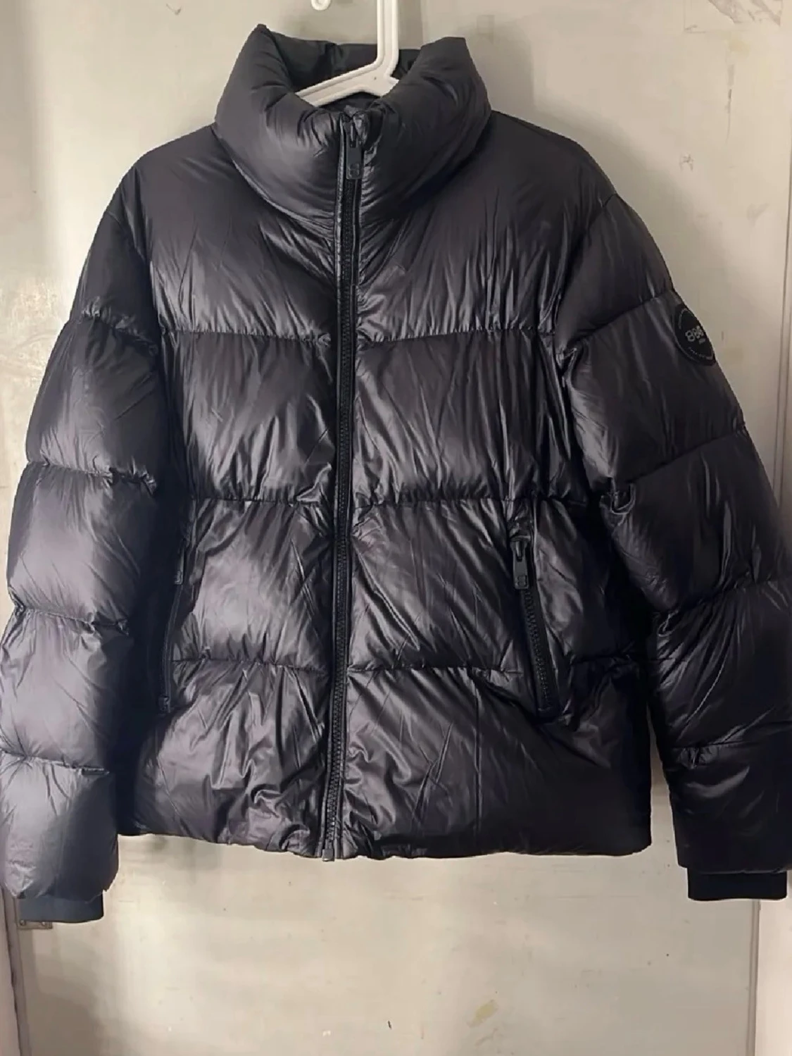 Jacka till salu  - 1