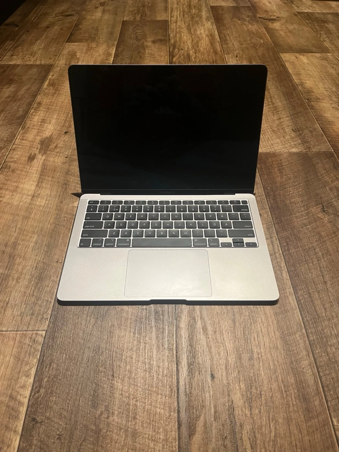 MacBook i silver från Apple - 1