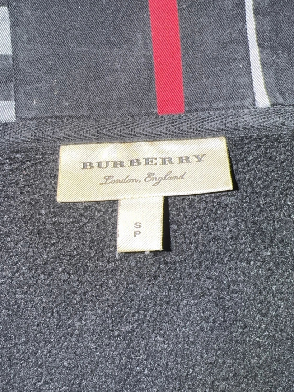 Svart hoodie från Burberry med dragkedja - 2