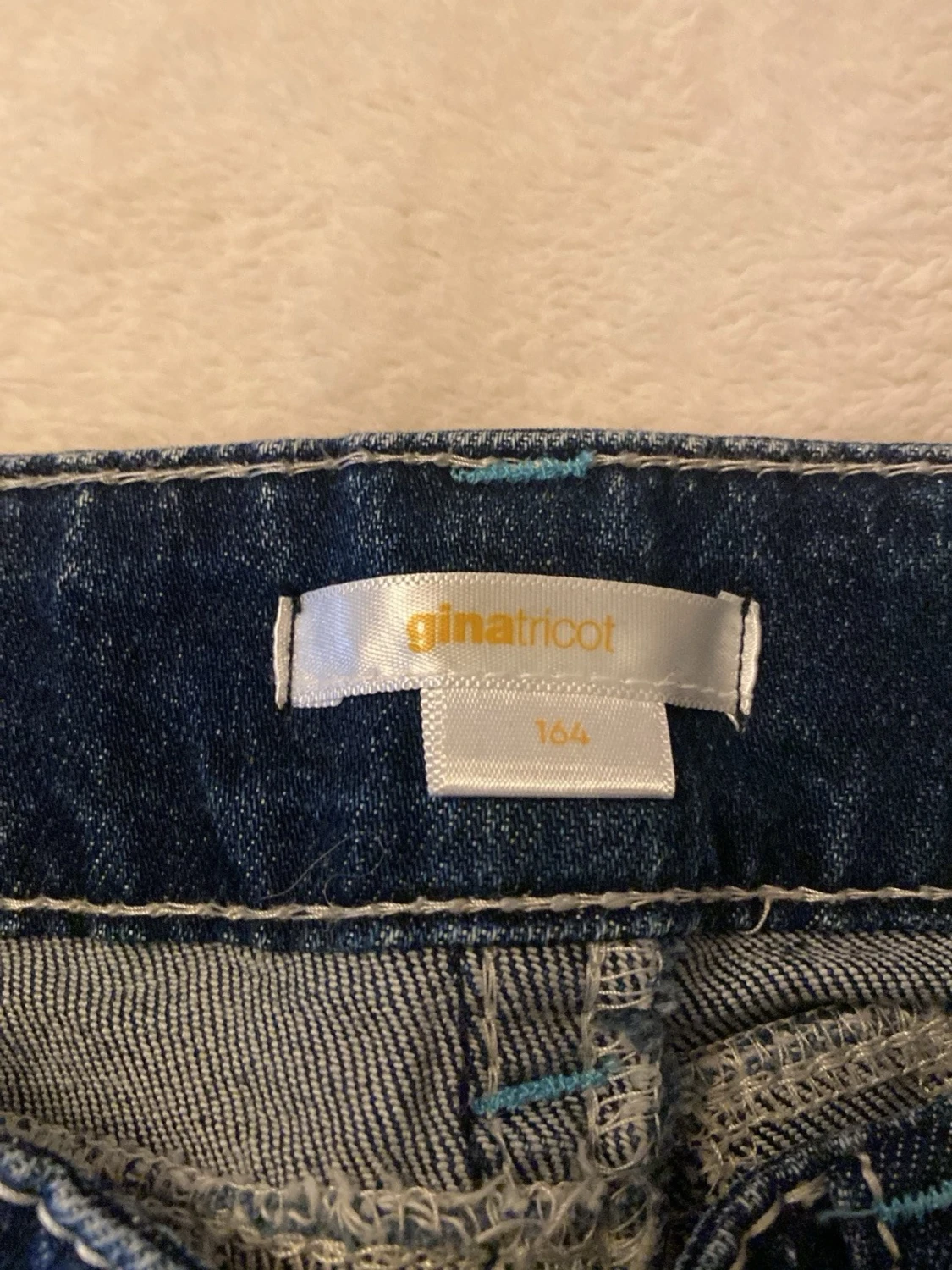 Mörkblå jeans med kontrastsömmar - 3