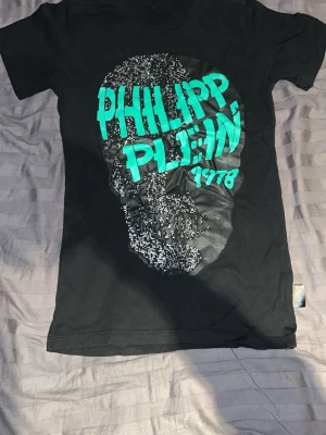 Svart Philipp Plein t-shirt  - Storlek s
