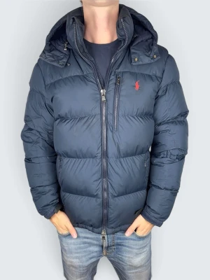 Ralph lauren jacka - Storlek: M || Skick: Mycket bra|| Nypris: Ca 5000kr || Följ för liknande produkter 🌊🍾