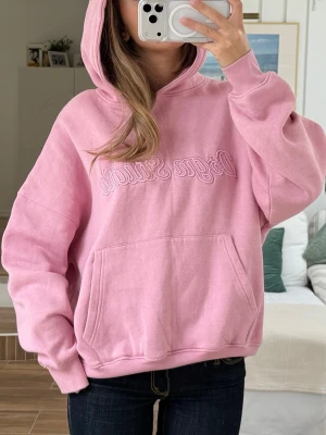 DSGN hoodie  - Frakt 24h. Uppskattad storlek! 