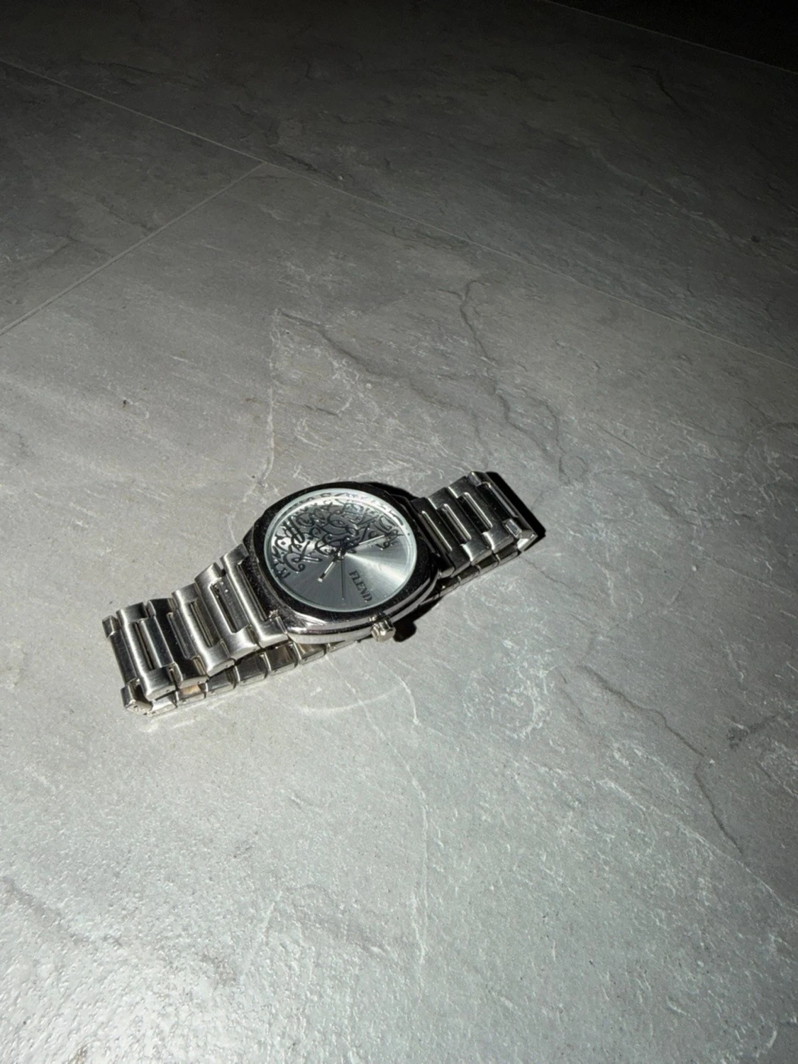 Silverfärgad HEAD vattentät armbandsklocka  - 1