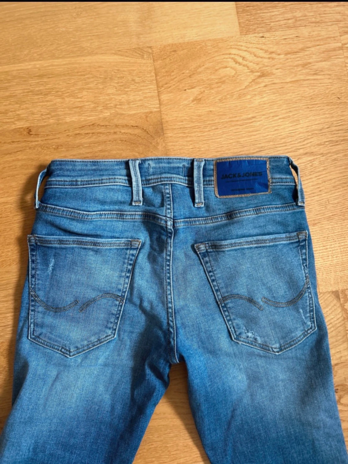 Slim fit slitna blå jeans - 5
