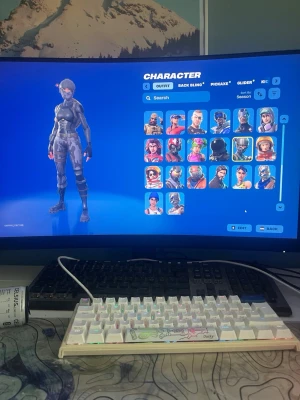Fortnite konto  - Ännu ett rare konto me coola danser samt ss2 battle pass riktigt goa grejer ba höra av sig vid intresse 