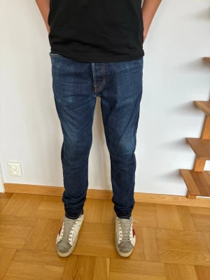Lee Heat Jeans - Lee Heat Jeans Herr|Pris:249kr|Storlek:31/32|Skick:9,8/10|Hör av dig vid minsta lilla fundering eller fråga|
