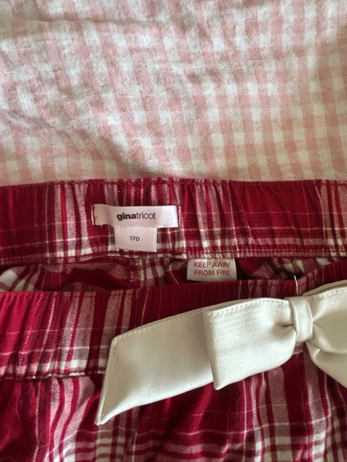 Röd- och vitrutiga pyjamas-set - 4