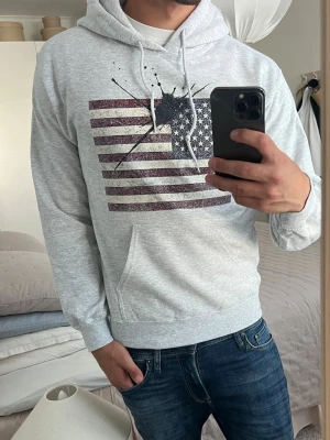 Concrete ink hoodie  - Nytt skick 