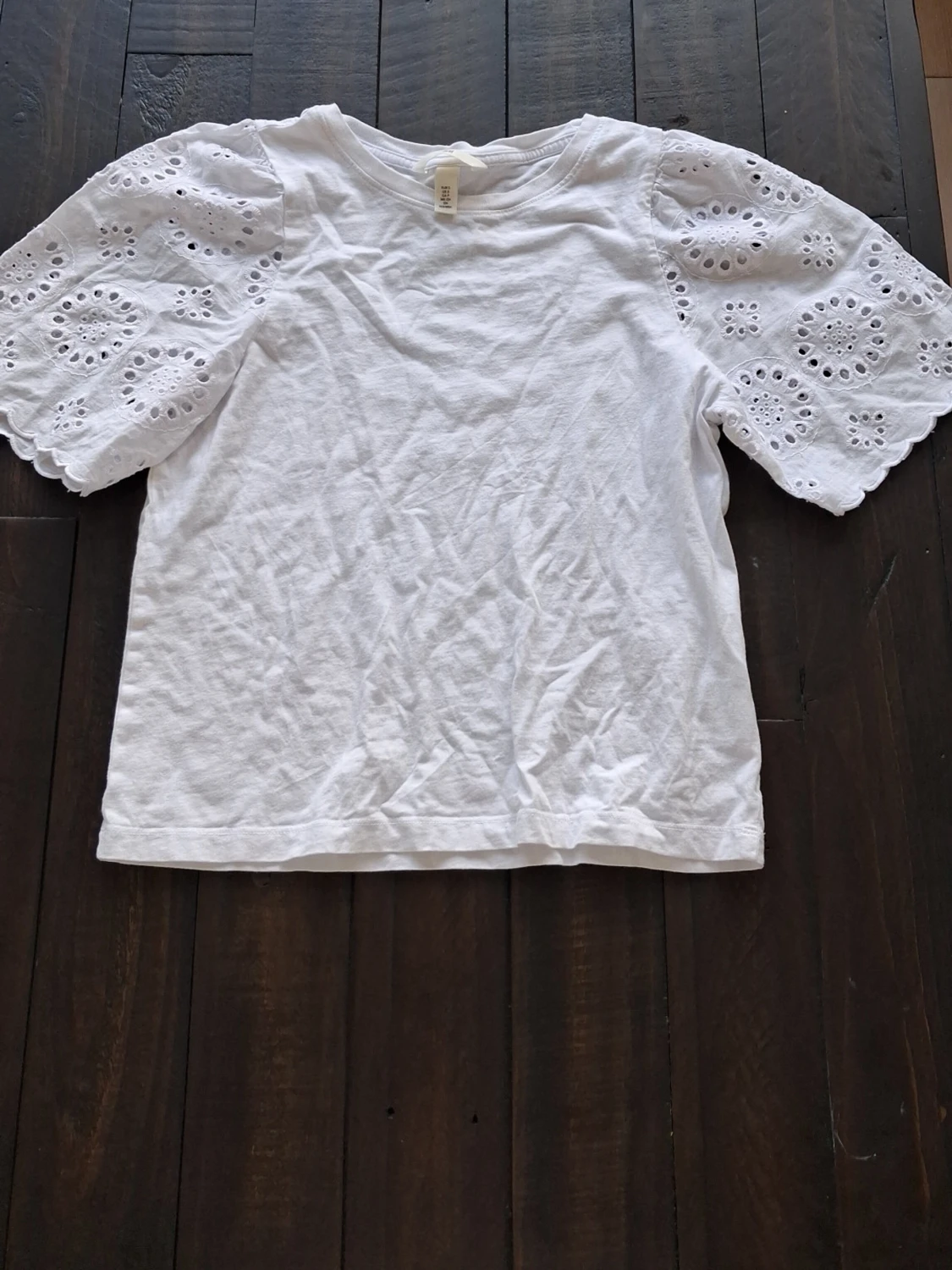 Vit blus med broderade ärmar H&M