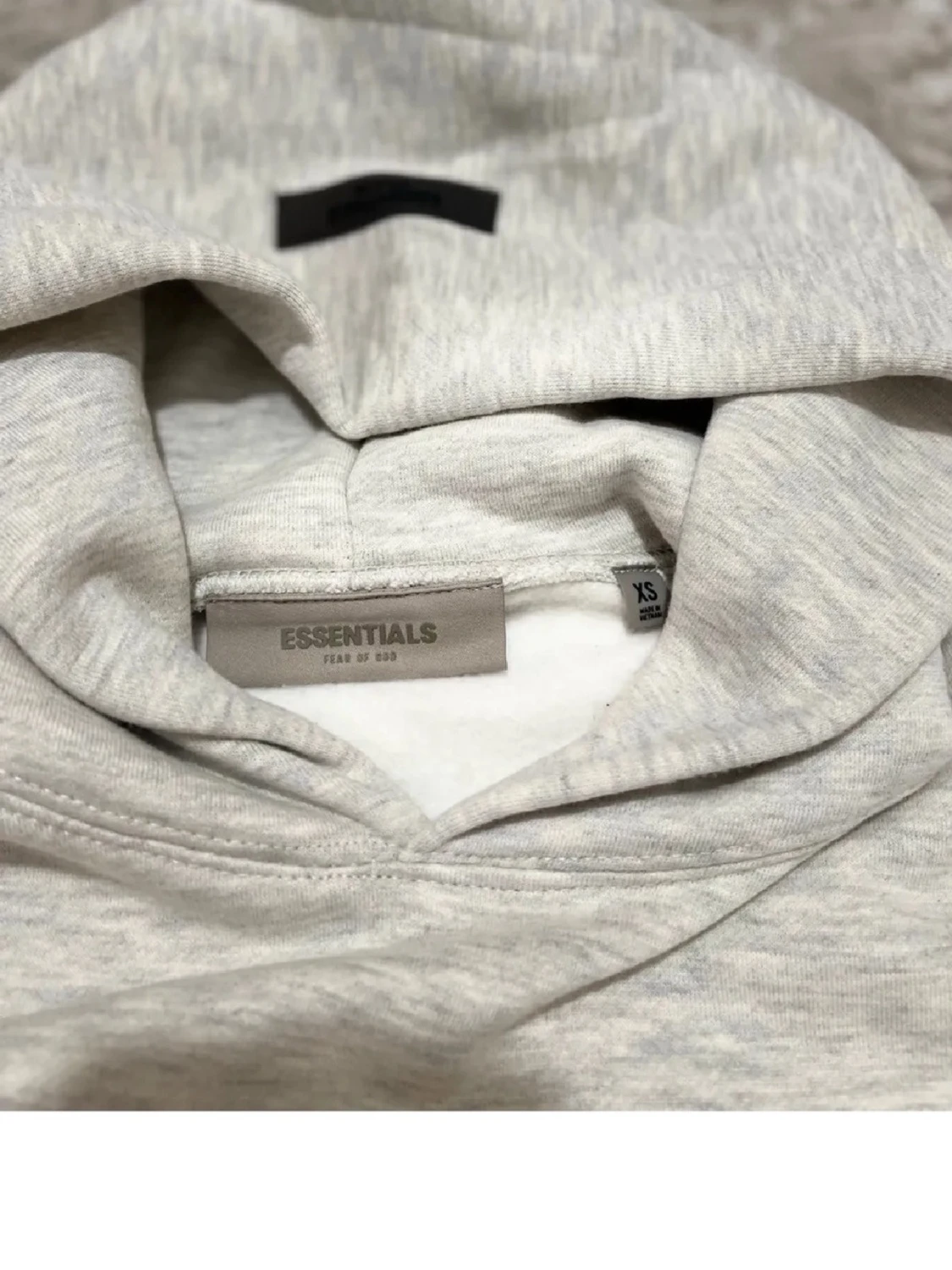 Ljusgrå Essentials hoodie med huva - 1