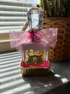 Juicy couture  - Juicy couture, 50ml. Söt persiko doft🫶🏼