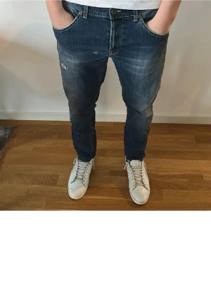 Dondups  - Snygga Dondups.Stl 35 /självklart äkta.Hör av er😀😀