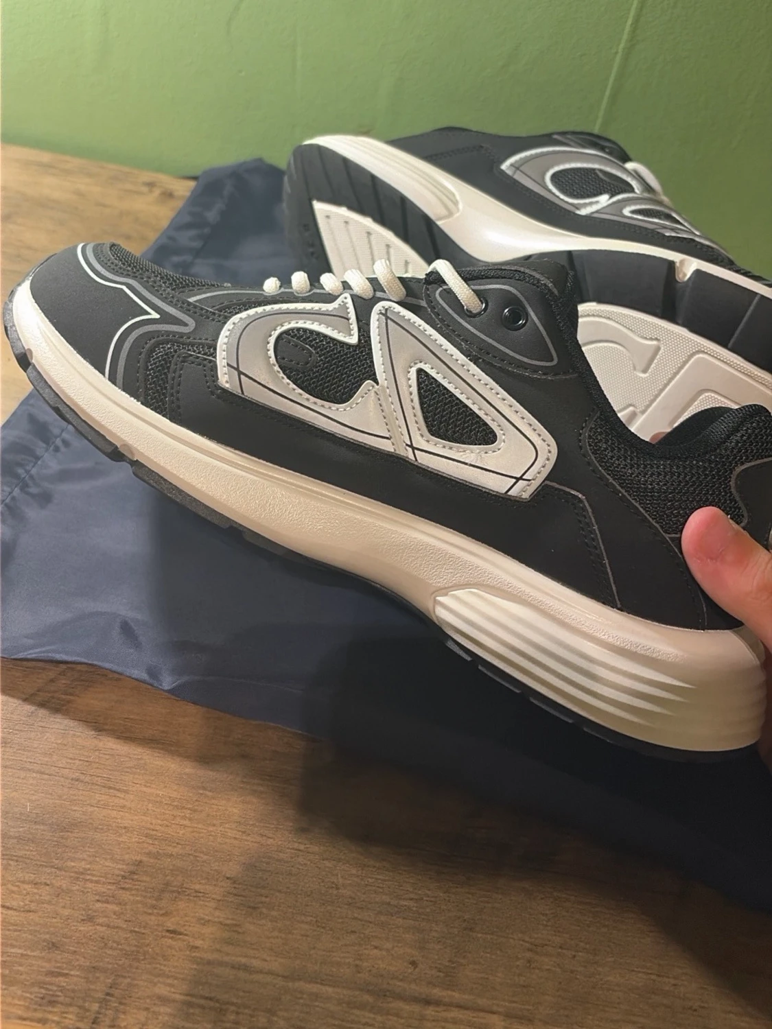 Svarta Dior sneakers med vit sula - 3