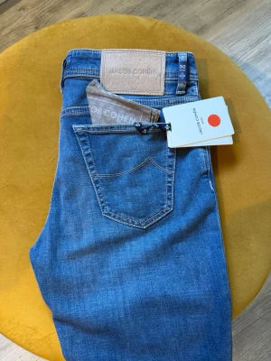 Jacob Cohën jeans - Snygga blå jeans från Jacob Cohën. Nya!