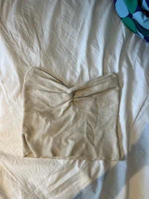 Bandeau topp  - Benvit bandeau topp från Shein i storlek S