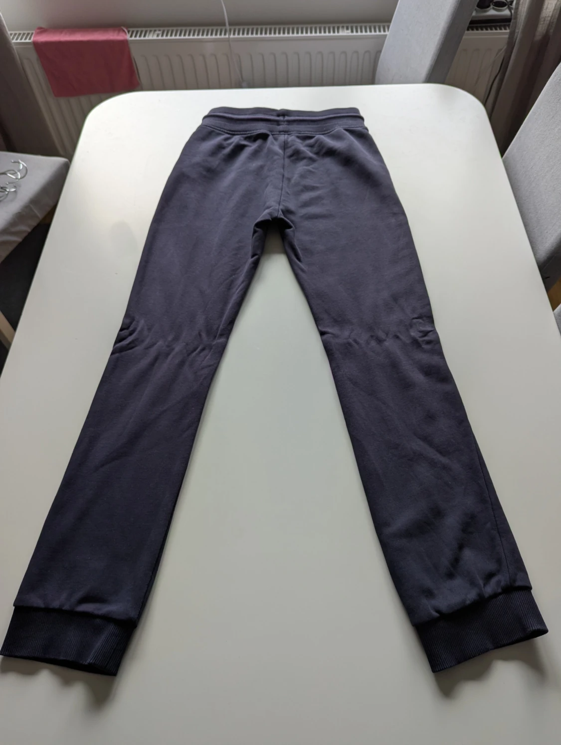 Mörkblå mjukisbyxor från GANT - 1