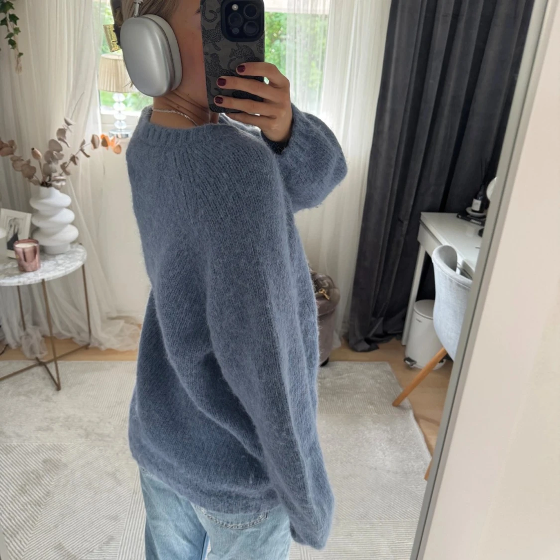 Blå stickad tröja i mohair från arket  - 3