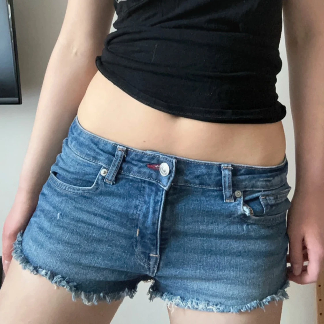 Lågmidjade jeansshorts