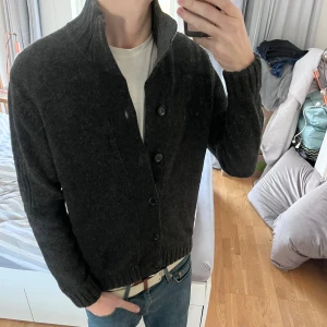 Stickad cardigan - Snygg stickad lammulls cardigan | Storlek M | Mycket bra skick✅|