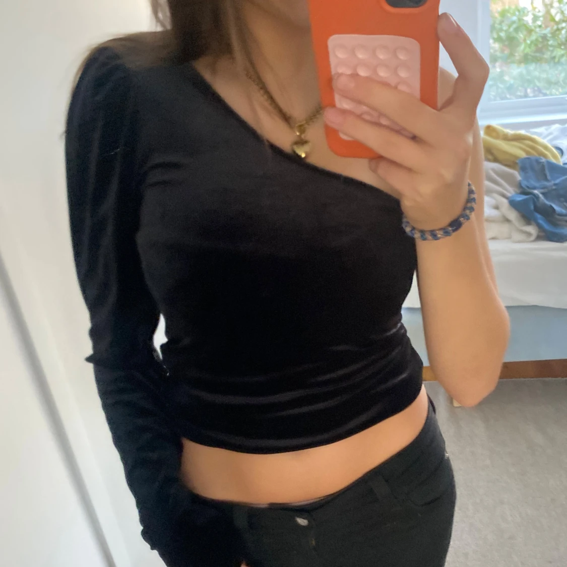 Svart oneshoulder topp  - 1