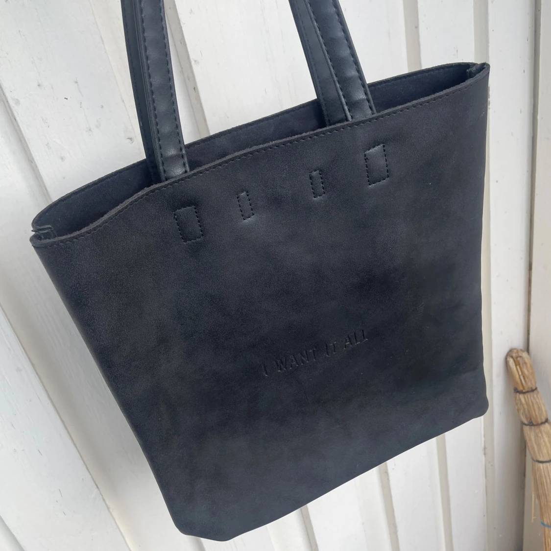 Svart mocka shoppingväska I Want It All - 1