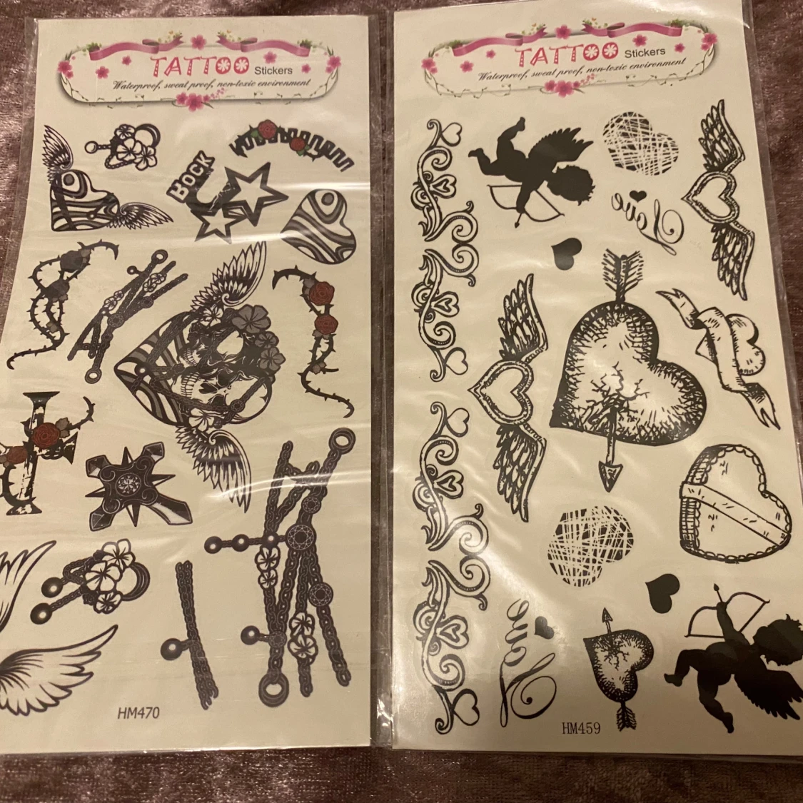 Tattoo stickers med hjärtan och vingar