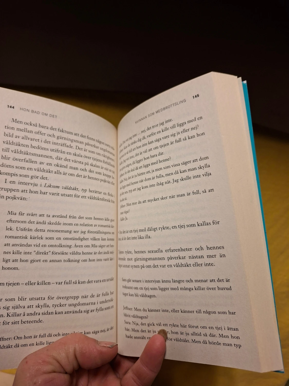 Flickan och skulden skriven av Katarina Wennstam - 2