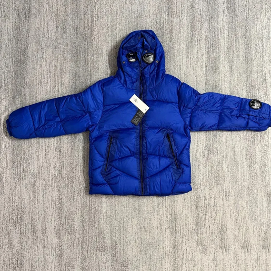 CP Company pufferjacka med huva - 1