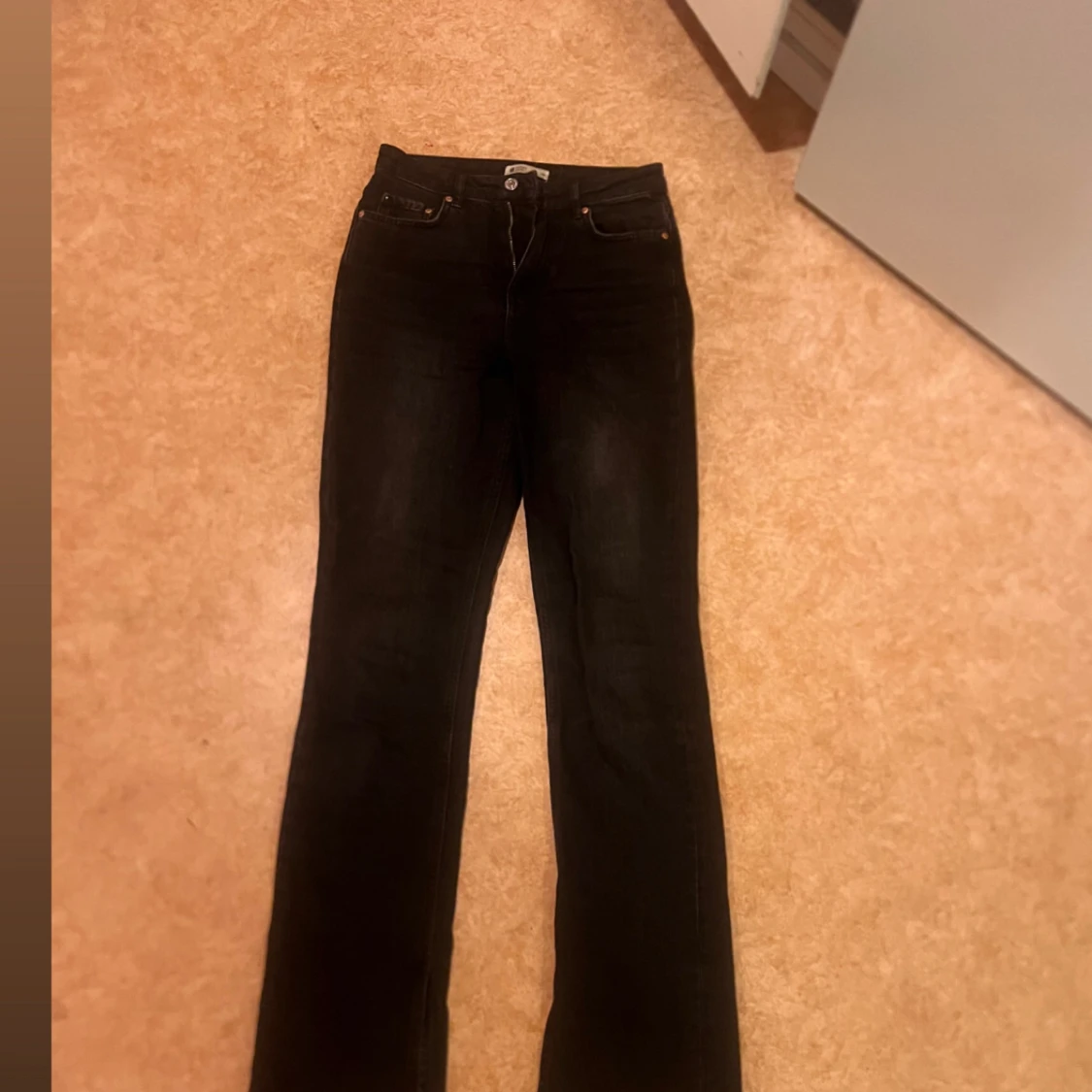 Svarta bootcut jeans från g perfect